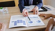 Benefit from laddering maturities